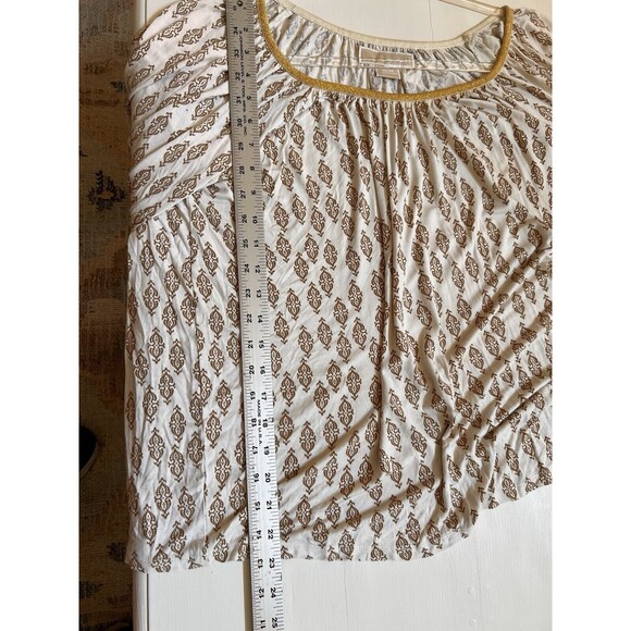 Michael Kors Gold Geometric Print Top Gold Neckline Trim, Size M - Picture 13 of 16